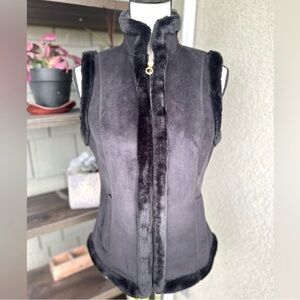 CHAPS Black Suede Faux Fur Front Zip Vest
